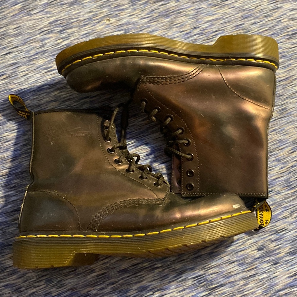 Dr. Martens. Oil slick purple.